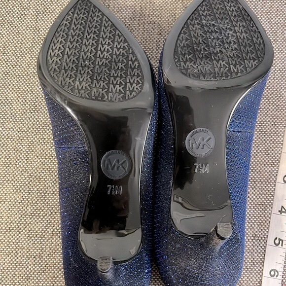 Michael Micheal Kors blue sparkly heels, size 7 1/2M - Picture 8 of 9